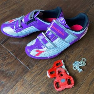 Diadora Cycling Shoes, 6.5 with cleats
